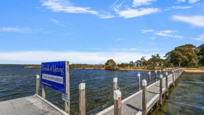 Peninsula at Metung House - access by boat only